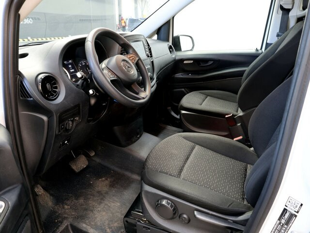 MERCEDES-BENZ Vito 114 TourerPro,Extralang,8Sitzer,Automatik - Furgoneta de pasajeros: foto 2 MERCEDES-BENZ Vito 114 TourerPro,Extralang,8Sitzer,Automatik - Furgoneta de pasajeros: foto 2
