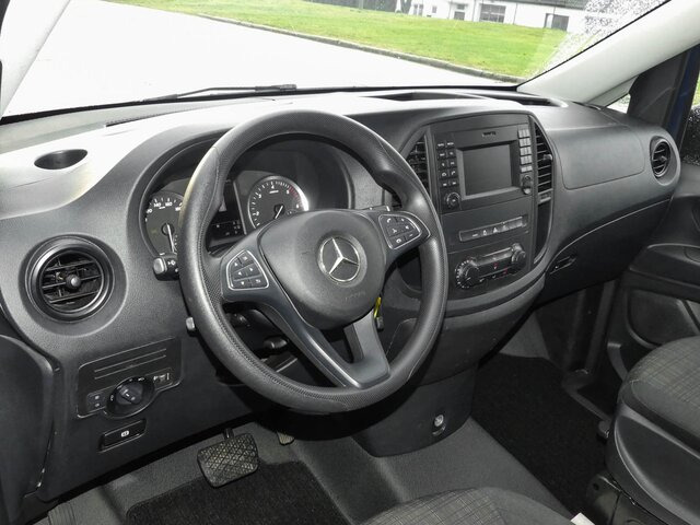 MERCEDES-BENZ Vito 114 TourerPro,Extralang,Desperados,9GTr - Minibús, Furgoneta de pasajeros: foto 5 MERCEDES-BENZ Vito 114 TourerPro,Extralang,Desperados,9GTr - Minibús, Furgoneta de pasajeros: foto 5