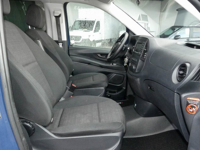 MERCEDES-BENZ Vito 114 TourerPro,Extralang,Desperados,9GTronic - Furgoneta de pasajeros: foto 2 MERCEDES-BENZ Vito 114 TourerPro,Extralang,Desperados,9GTronic - Furgoneta de pasajeros: foto 2