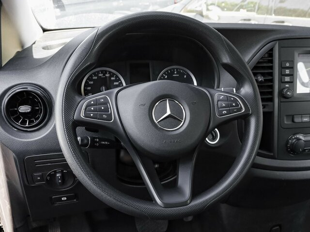Furgoneta de pasajeros MERCEDES-BENZ Vito 114 TourerPro,lang,Automatik,8Sitze,Kamera...: foto 8
