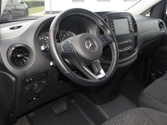 MERCEDES-BENZ Vito 116CDI lang,TourerPro,2xKlima,9Sitze - Minibús, Furgoneta de pasajeros: foto 4 MERCEDES-BENZ Vito 116CDI lang,TourerPro,2xKlima,9Sitze - Minibús, Furgoneta de pasajeros: foto 4
