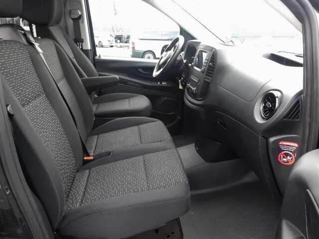 MERCEDES-BENZ Vito 116CDI lang,TourerPro,2xKlima,9Sitze - Minibús, Furgoneta de pasajeros: foto 2 MERCEDES-BENZ Vito 116CDI lang,TourerPro,2xKlima,9Sitze - Minibús, Furgoneta de pasajeros: foto 2