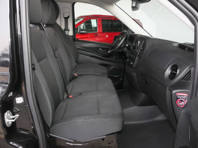 MERCEDES-BENZ Vito 116CDI lang,TourerPro,2xKlima,9Sitze,Kamera - Minibús, Furgoneta de pasajeros: foto 3 MERCEDES-BENZ Vito 116CDI lang,TourerPro,2xKlima,9Sitze,Kamera - Minibús, Furgoneta de pasajeros: foto 3