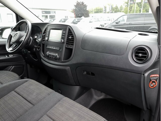 MERCEDES-BENZ Vito 116TourerPro Kombi,Extralang,2xKlima,9Sitze - Furgoneta de pasajeros: foto 4 MERCEDES-BENZ Vito 116TourerPro Kombi,Extralang,2xKlima,9Sitze - Furgoneta de pasajeros: foto 4