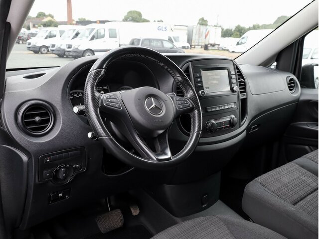 MERCEDES-BENZ Vito 116TourerPro Kombi,Extralang,2xKlima,9Sitze - Furgoneta de pasajeros: foto 5 MERCEDES-BENZ Vito 116TourerPro Kombi,Extralang,2xKlima,9Sitze - Furgoneta de pasajeros: foto 5