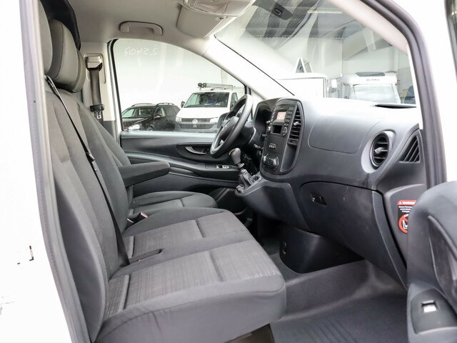 MERCEDES-BENZ Vito114CDI KA lang ,Klima,Sortimo Regalsystem... - Furgoneta pequeña: foto 5 MERCEDES-BENZ Vito114CDI KA lang ,Klima,Sortimo Regalsystem... - Furgoneta pequeña: foto 5