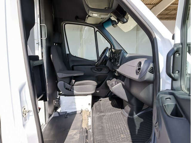 MERCEDES-BENZ eSprinter 312 Kasten FWD,3.924mm Radstand - Furgón, Furgoneta eléctrica: foto 4 MERCEDES-BENZ eSprinter 312 Kasten FWD,3.924mm Radstand - Furgón, Furgoneta eléctrica: foto 4