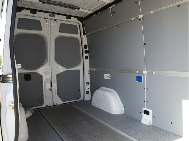 MERCEDES-BENZ eSprinter 312 Kasten FWD,3.924mm Radstand - Furgón, Furgoneta eléctrica: foto 2 MERCEDES-BENZ eSprinter 312 Kasten FWD,3.924mm Radstand - Furgón, Furgoneta eléctrica: foto 2