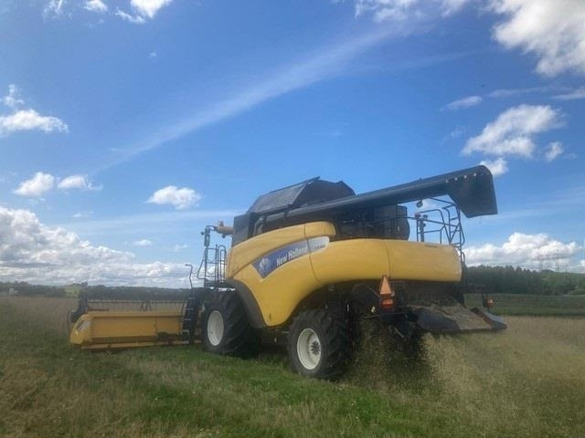 Leasing para New Holland CR 980 1050er hjul og 30Fod 4 hjulstræk  New Holland CR 980 1050er hjul og 30Fod 4 hjulstræk: foto 9