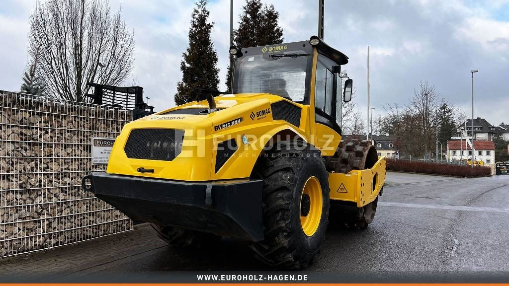 Bomag Stachelwalze BW 213 PDH-5, Schnellgang, Walzenzug - Compactador: foto 2 Bomag Stachelwalze BW 213 PDH-5, Schnellgang, Walzenzug - Compactador: foto 2