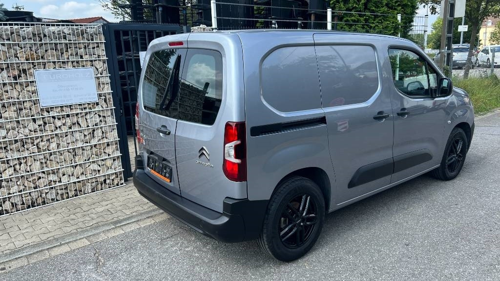 Furgoneta caja cerrada Citroën Berlingo 1.5 Blue HDI, Kasten, 8 Reifen, Klima: foto 27