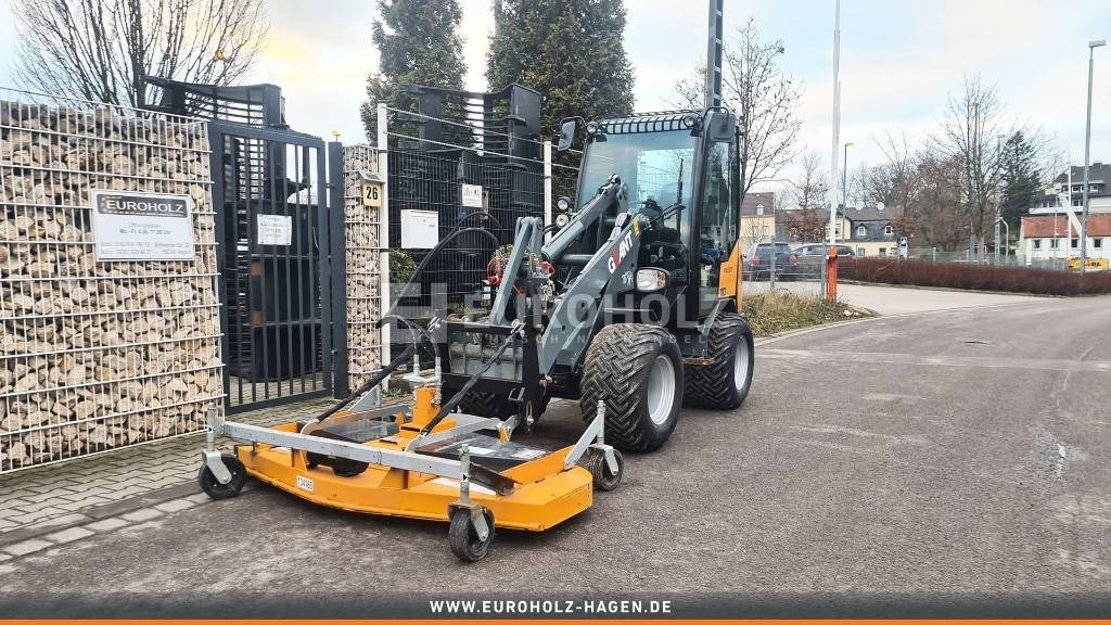 GiANT Radlader V452T, Bodenfräse, Mähwerk, Frontschaufel - Cargadora articulada: foto 3 GiANT Radlader V452T, Bodenfräse, Mähwerk, Frontschaufel - Cargadora articulada: foto 3
