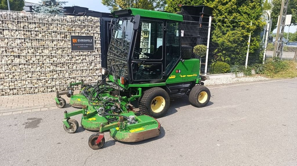 John Deere 1505 vollhydr. Großflächenmäher 3 m Mähwerk Allrad - Segadora: foto 3 John Deere 1505 vollhydr. Großflächenmäher 3 m Mähwerk Allrad - Segadora: foto 3