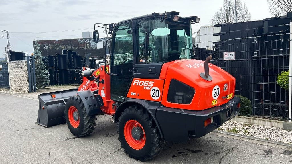 Kubota R 065, Radlader, hydr. Schnellwechsler, Schaufel - Cargadora de ruedas: foto 2 Kubota R 065, Radlader, hydr. Schnellwechsler, Schaufel - Cargadora de ruedas: foto 2