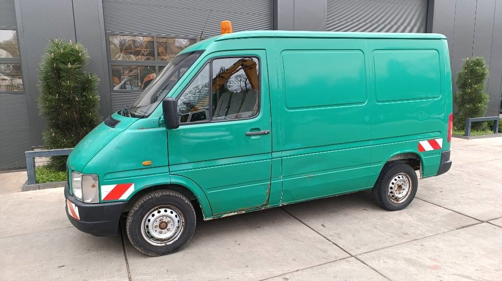 Volkswagen LT 28 Kastenwagen Werkstattsschränke Motorschaden - Furgoneta caja cerrada: foto 3 Volkswagen LT 28 Kastenwagen Werkstattsschränke Motorschaden - Furgoneta caja cerrada: foto 3