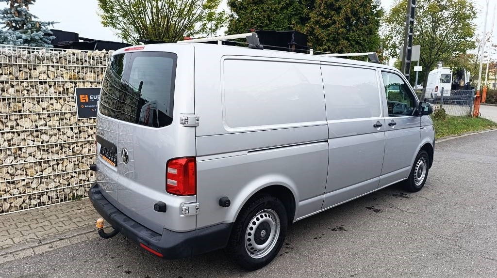 Volkswagen Transporter T6 TDI, Werkstattschränke Standheizung - Furgoneta caja cerrada: foto 5 Volkswagen Transporter T6 TDI, Werkstattschränke Standheizung - Furgoneta caja cerrada: foto 5