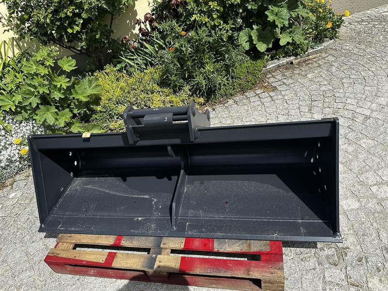 Big Böschungslöffel 160cm mit OQ45-5 Aufnahme - Cazo: foto 2 Big Böschungslöffel 160cm mit OQ45-5 Aufnahme - Cazo: foto 2