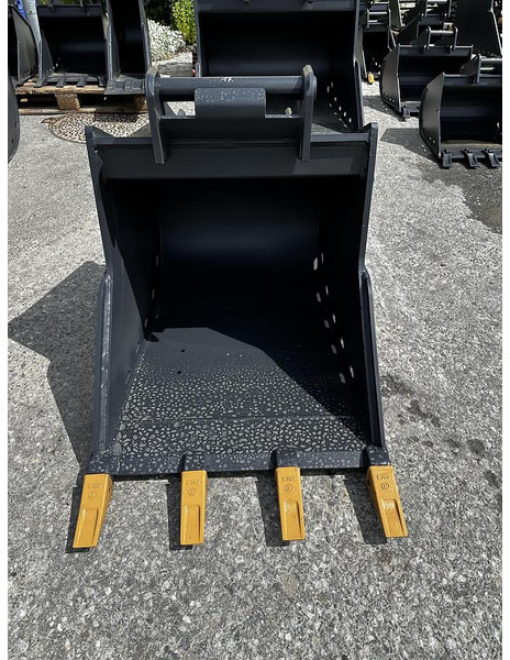 Big Tieflöffel 70cm mit OQ45 Aufnahme - Cazo: foto 1 Big Tieflöffel 70cm mit OQ45 Aufnahme - Cazo: foto 1