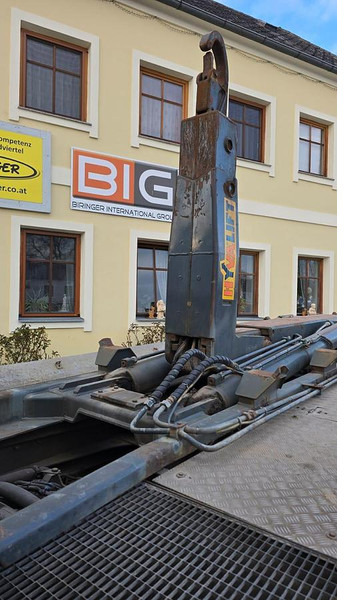 HYVA Hakenlift mit Knick - Teleskoparm - Remolque multilift/ Portacontenedores de cadenas: foto 5 HYVA Hakenlift mit Knick - Teleskoparm - Remolque multilift/ Portacontenedores de cadenas: foto 5