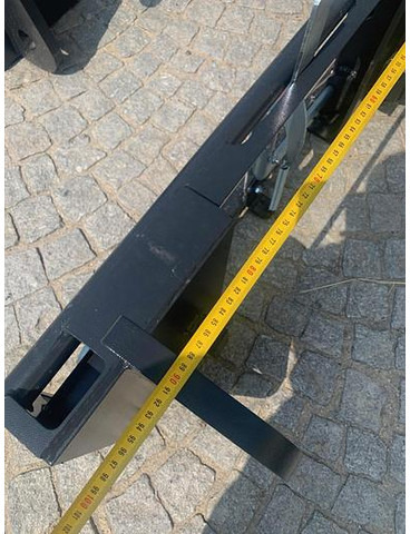 Big BIG Adapter Volvo L30 auf Euro Aufnahme - Implemento: foto 3 Big BIG Adapter Volvo L30 auf Euro Aufnahme - Implemento: foto 3