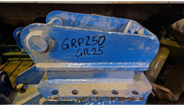 Mustang Abbruch & Sortiergreifer Anschraubplatte zu Mustang GRP250 / GR25 - Martillo hidráulico: foto 3 Mustang Abbruch & Sortiergreifer Anschraubplatte zu Mustang GRP250 / GR25 - Martillo hidráulico: foto 3