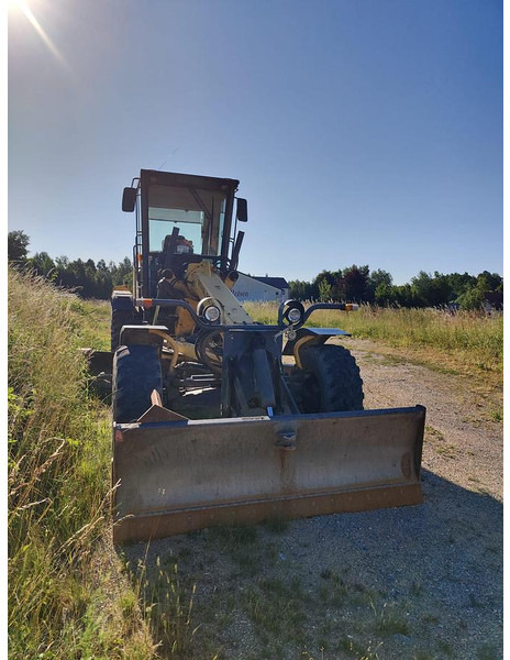 New Holland F106.6A Motorgrader - Grader: foto 2 New Holland F106.6A Motorgrader - Grader: foto 2