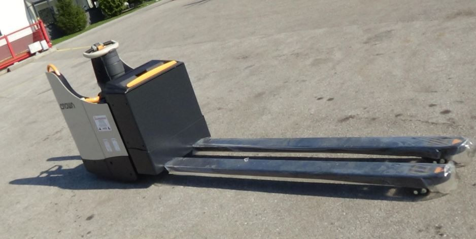 Crown WT3040 - Transpaleta: foto 1 Crown WT3040 - Transpaleta: foto 1