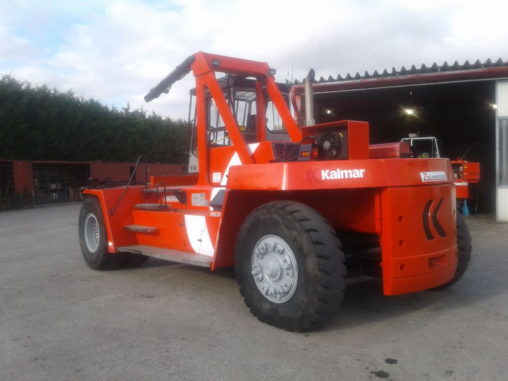 Kalmar DCE330-12 - Carretilla elevadora diésel: foto 2 Kalmar DCE330-12 - Carretilla elevadora diésel: foto 2