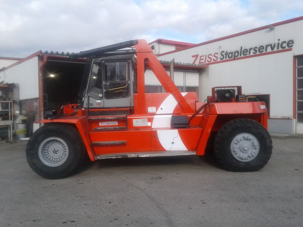 Kalmar DCE330-12 - Carretilla elevadora diésel: foto 1 Kalmar DCE330-12 - Carretilla elevadora diésel: foto 1