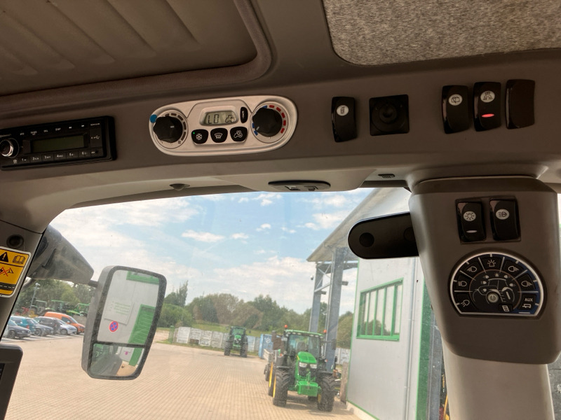 Deutz-Fahr Agrotron 7250 TTV Warrior - Tractor: foto 3 Deutz-Fahr Agrotron 7250 TTV Warrior - Tractor: foto 3