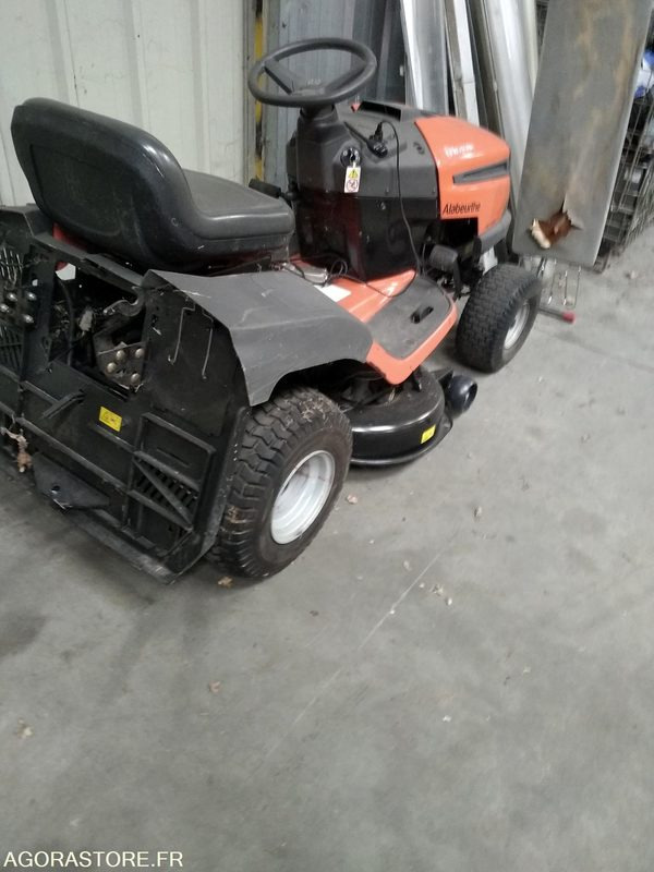 2 tondeuses autoportées - Cortacésped: foto 2 2 tondeuses autoportées - Cortacésped: foto 2