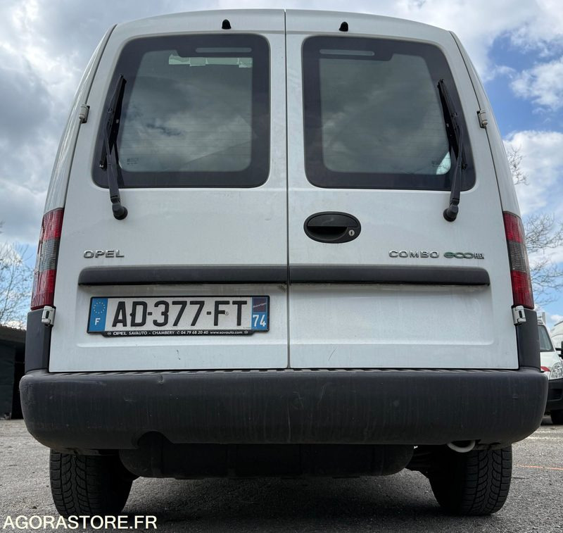 AD377FT- Fourgonnette OPEL COMBO GNV - Furgoneta pequeña: foto 5 AD377FT- Fourgonnette OPEL COMBO GNV - Furgoneta pequeña: foto 5