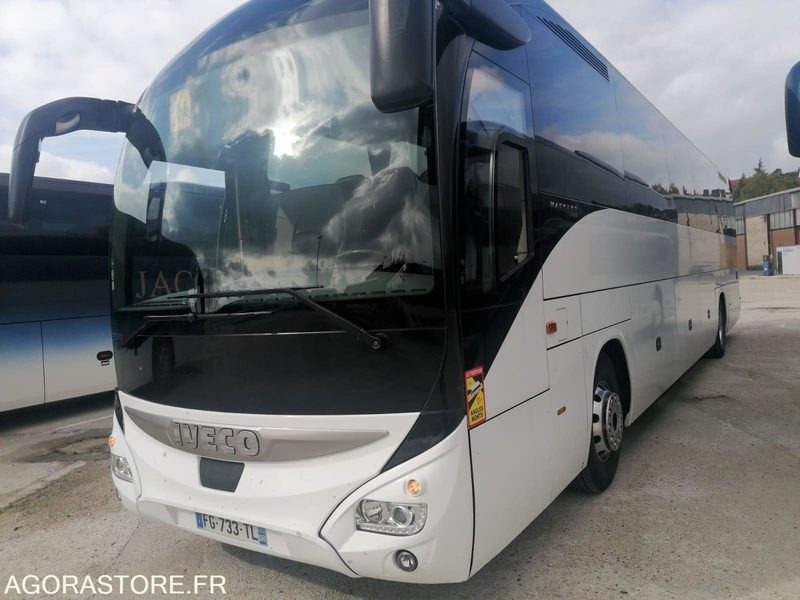 AUTOCAR GT IVECO MAGELYS PRO 13M / 57+1+1+WC / 1ERE MAIN 267559KM ORIGINE - Autocar: foto 1 AUTOCAR GT IVECO MAGELYS PRO 13M / 57+1+1+WC / 1ERE MAIN 267559KM ORIGINE - Autocar: foto 1