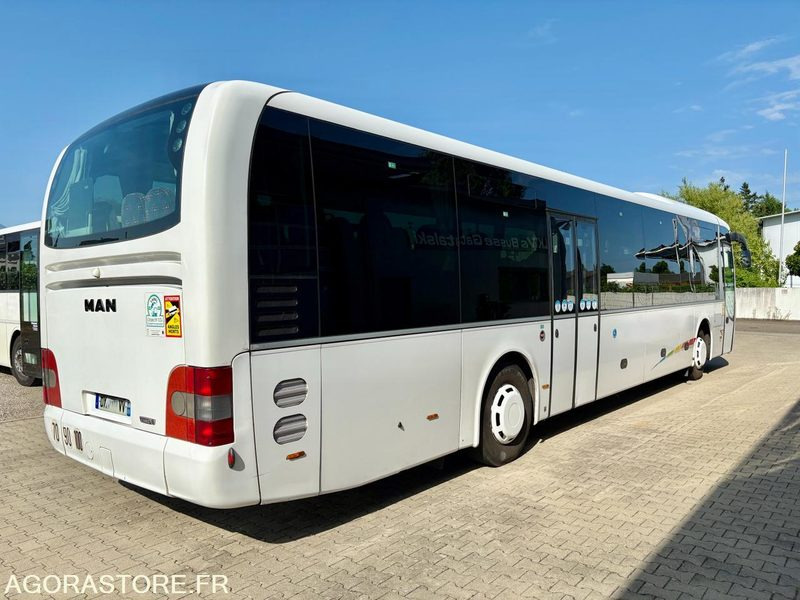AUTOCAR - MAN Lions Regio - 318.000km - EURO6 - Parc 114 - 2015 - Autobús escolar: foto 2 AUTOCAR - MAN Lions Regio - 318.000km - EURO6 - Parc 114 - 2015 - Autobús escolar: foto 2