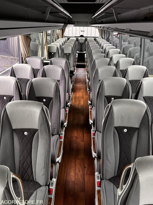 AUTOCAR MERCEDES TRAVEGO 15 RHD / 12M / 49+1+1+WC / 560732KM - Autocar: foto 4 AUTOCAR MERCEDES TRAVEGO 15 RHD / 12M / 49+1+1+WC / 560732KM - Autocar: foto 4