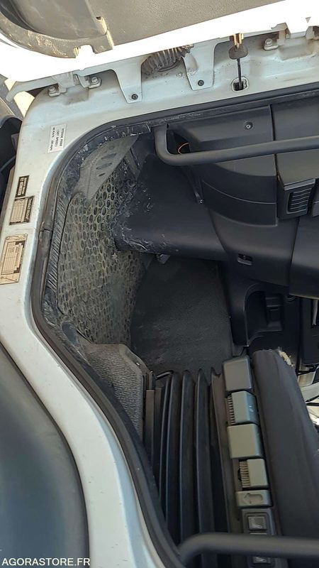 Camión de basura BB 817 DM - RENAULT PREMIUM 340 - 265653KM - 2010: foto 13 Camión de basura BB 817 DM - RENAULT PREMIUM 340 - 265653KM - 2010: foto 13