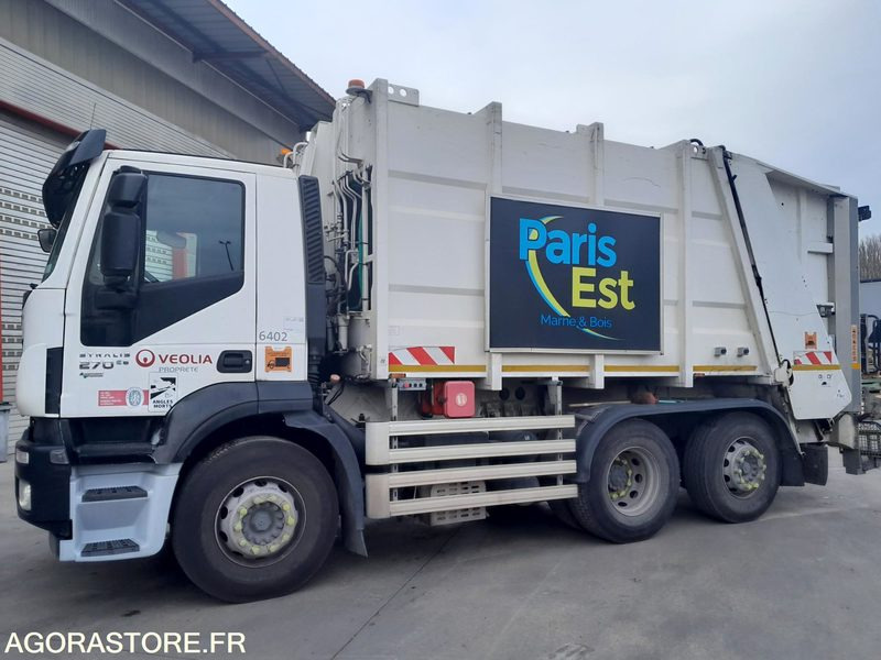 BOM 26T GNC IVECO - 2016 / 111802 KM (6402- VPIDF -66ICAM571X) - Camión de basura: foto 1 BOM 26T GNC IVECO - 2016 / 111802 KM (6402- VPIDF -66ICAM571X) - Camión de basura: foto 1