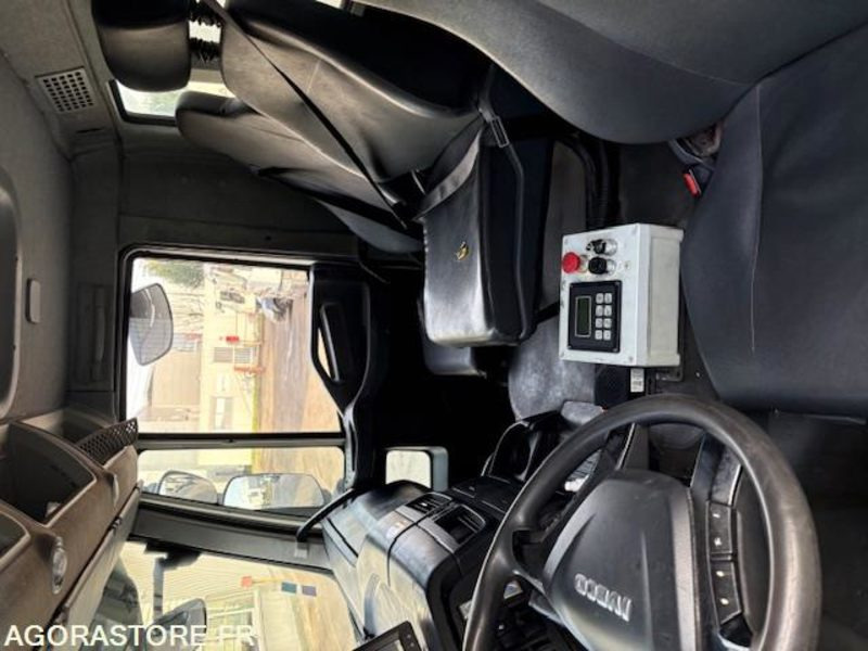 BOM 26T GNC IVECO - 2016 (6401- VPIDF -66ICAM571X) - Camión de basura: foto 5 BOM 26T GNC IVECO - 2016 (6401- VPIDF -66ICAM571X) - Camión de basura: foto 5
