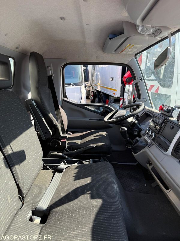 Camión de basura BOM 7.5T - 2020 - 60008 KMS: foto 7 Camión de basura BOM 7.5T - 2020 - 60008 KMS: foto 7