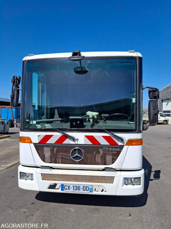 BOM Mercedes Econic 2013 240330 kms - Camión de basura: foto 3 BOM Mercedes Econic 2013 240330 kms - Camión de basura: foto 3