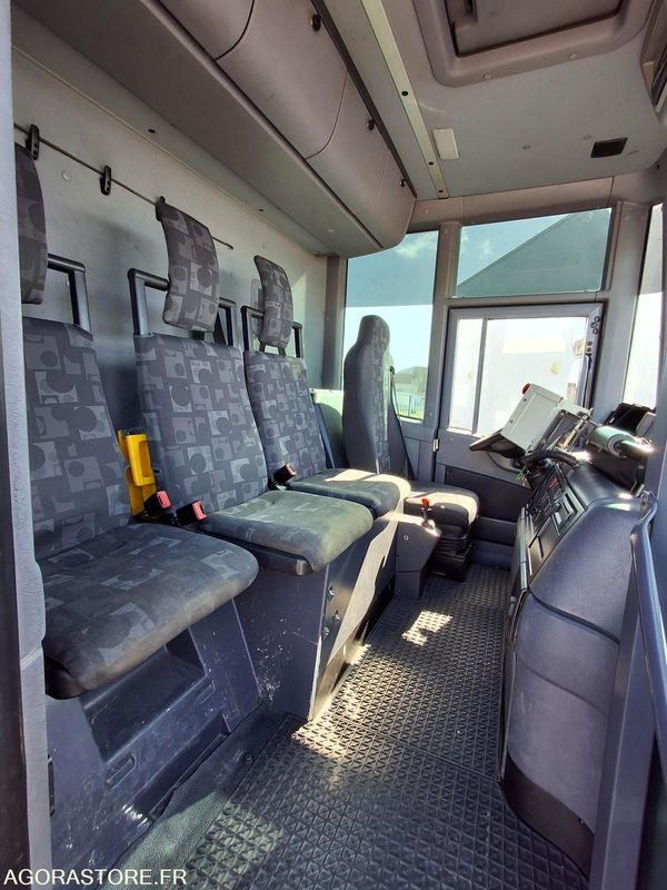 BOM Mercedes Econic 2013 240330 kms - Camión de basura: foto 2 BOM Mercedes Econic 2013 240330 kms - Camión de basura: foto 2