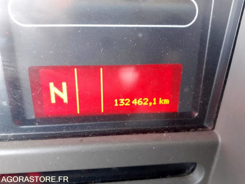 BOM Renault Premium - Camión de basura: foto 4 BOM Renault Premium - Camión de basura: foto 4