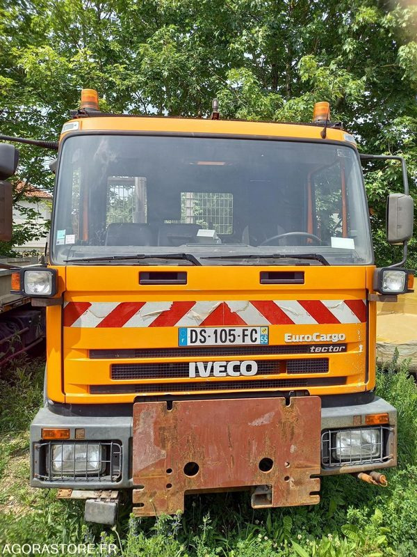 CAMION BENNE IVECO - Furgoneta basculante: foto 4 CAMION BENNE IVECO - Furgoneta basculante: foto 4