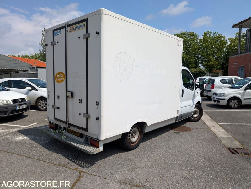 CAMION FRIGORIFIQUE MOINS DE 3T5 RENAUT TRAFIC - Furgoneta frigorifica: foto 1 CAMION FRIGORIFIQUE MOINS DE 3T5 RENAUT TRAFIC - Furgoneta frigorifica: foto 1