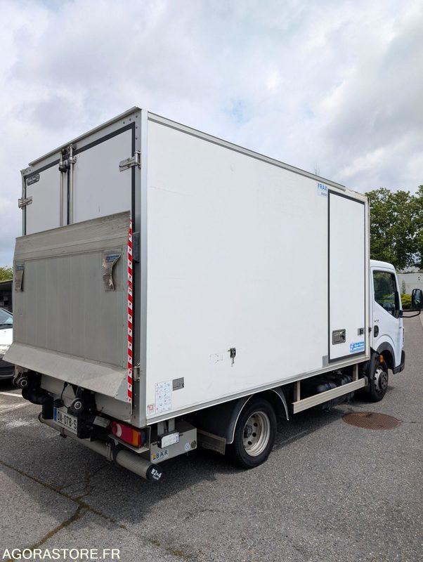 CAMION HAYON FRIGORIFIQUE MOINT DE 3T5 RENAUT MAXITY - Furgoneta frigorifica: foto 1 CAMION HAYON FRIGORIFIQUE MOINT DE 3T5 RENAUT MAXITY - Furgoneta frigorifica: foto 1
