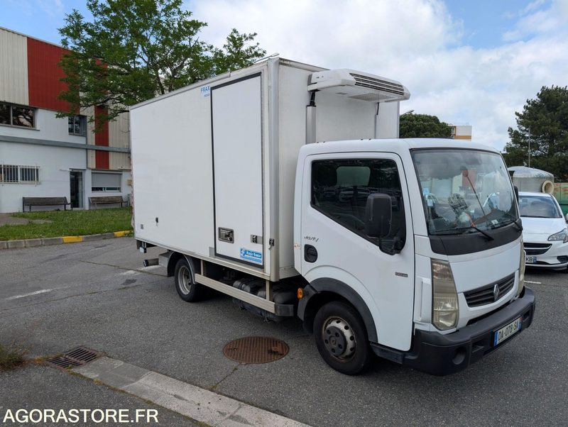 CAMION HAYON FRIGORIFIQUE MOINT DE 3T5 RENAUT MAXITY - Furgoneta frigorifica: foto 3 CAMION HAYON FRIGORIFIQUE MOINT DE 3T5 RENAUT MAXITY - Furgoneta frigorifica: foto 3