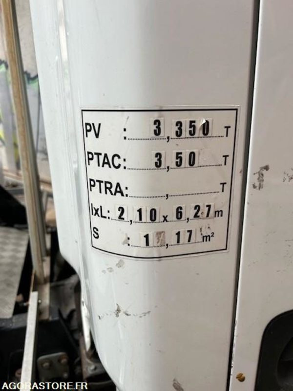 CAMION NACELLE NISSAN IMER P 23 AS 11 2013 20 000 KM - Camión con plataforma elevadora: foto 4 CAMION NACELLE NISSAN IMER P 23 AS 11 2013 20 000 KM - Camión con plataforma elevadora: foto 4