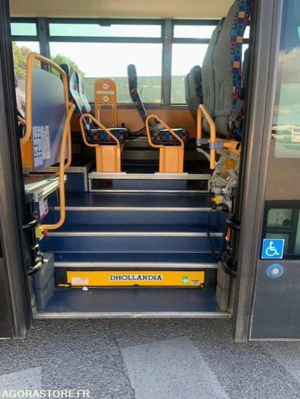 Autobús escolar CAR IRISBUS RECREO N°15213- MEC 2009 - 444297 Km AD507BZ: foto 8