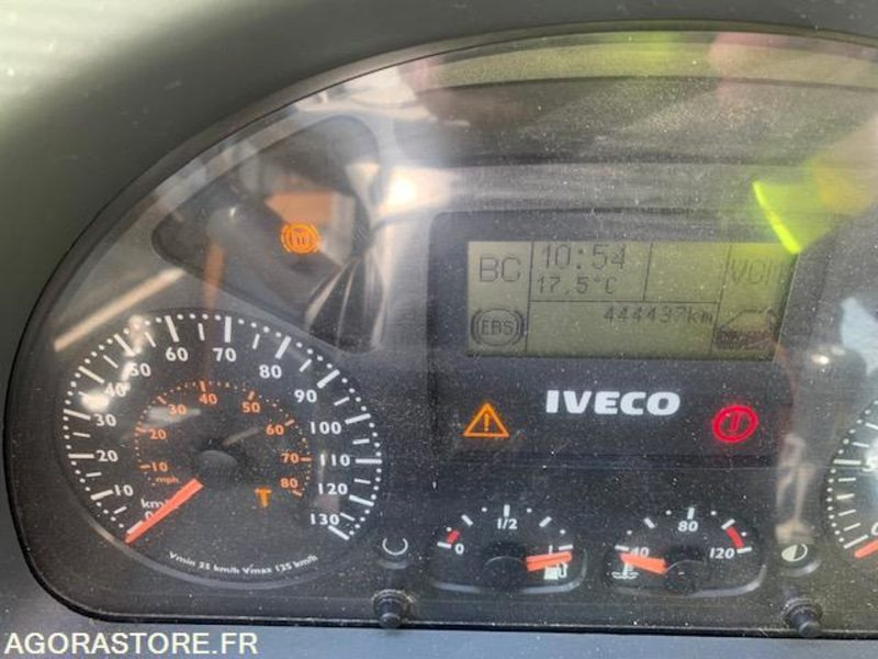 Autobús escolar CAR IRISBUS RECREO N°15213- MEC 2009 - 444297 Km AD507BZ: foto 14