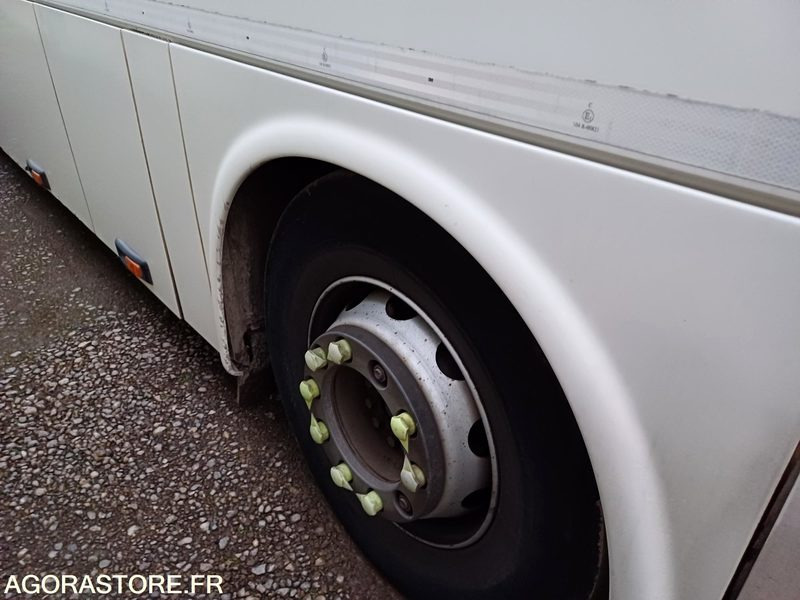 CAR IRISBUS RECREO - PARC 19884 - MEC 2009/395000KM/ AC-725-MJ - Autobús escolar: foto 3 CAR IRISBUS RECREO - PARC 19884 - MEC 2009/395000KM/ AC-725-MJ - Autobús escolar: foto 3